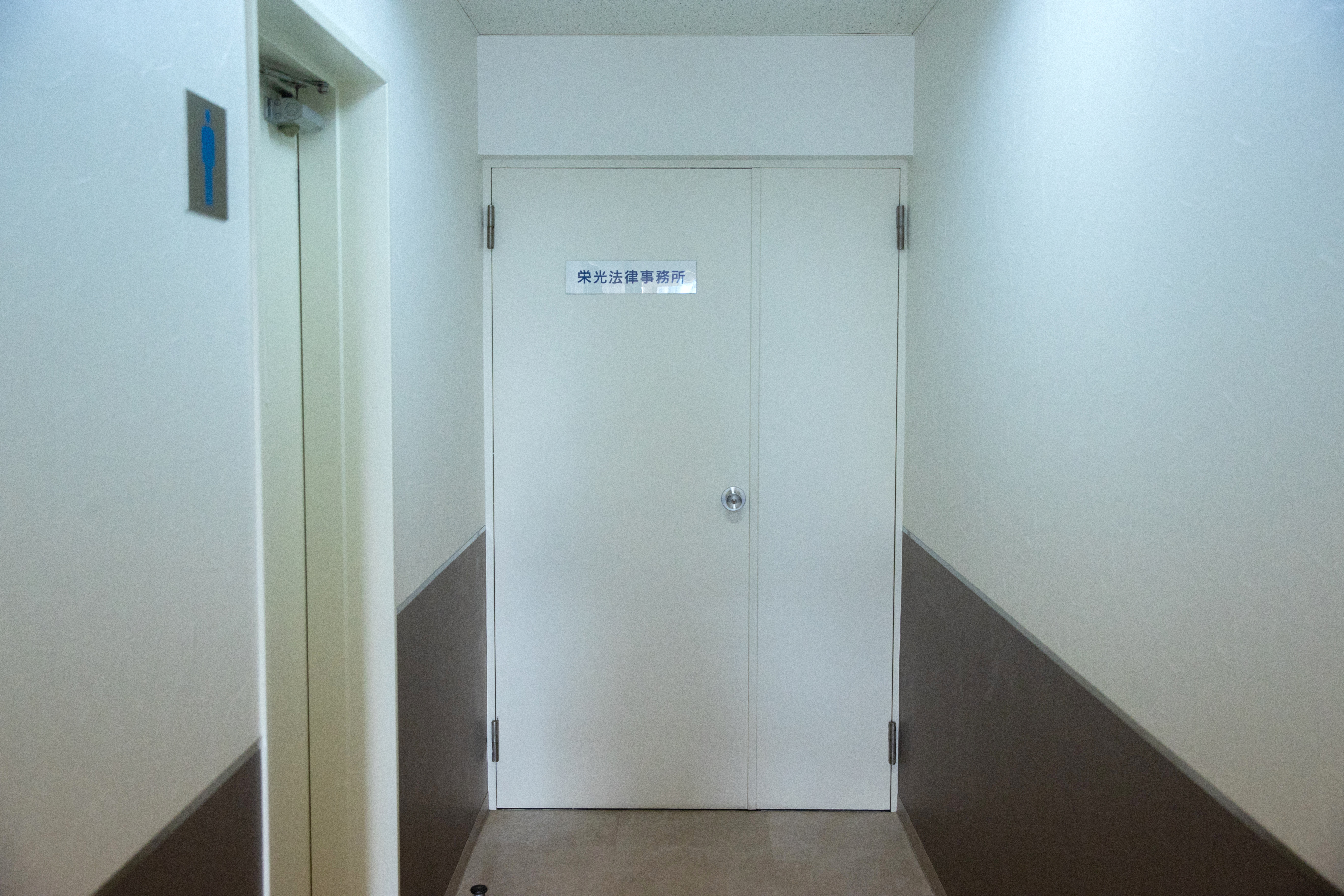 事務所入口
